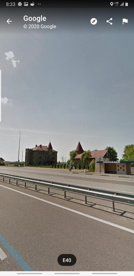 Мотel Vezha 363Kme40 Hotell Molodava Exteriör bild