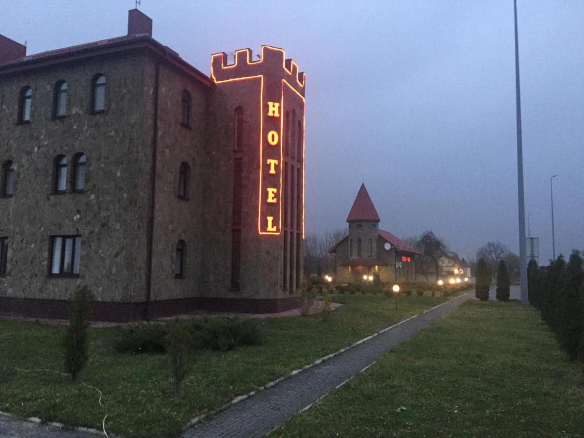 Мотel Vezha 363Kme40 Hotell Molodava Exteriör bild